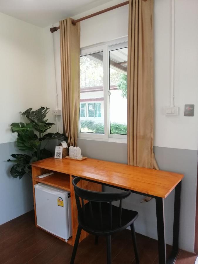 Sameikei Homestay Phrae Exterior photo