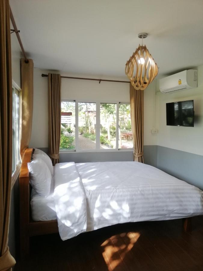 Sameikei Homestay Phrae Exterior photo